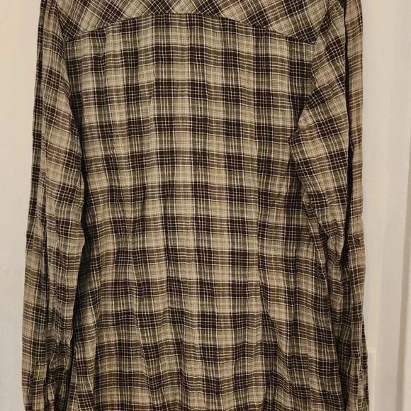 Eddie Bauer Flannel ruffle button down longsleeve womans shirt Medium - Picture 5 of 7